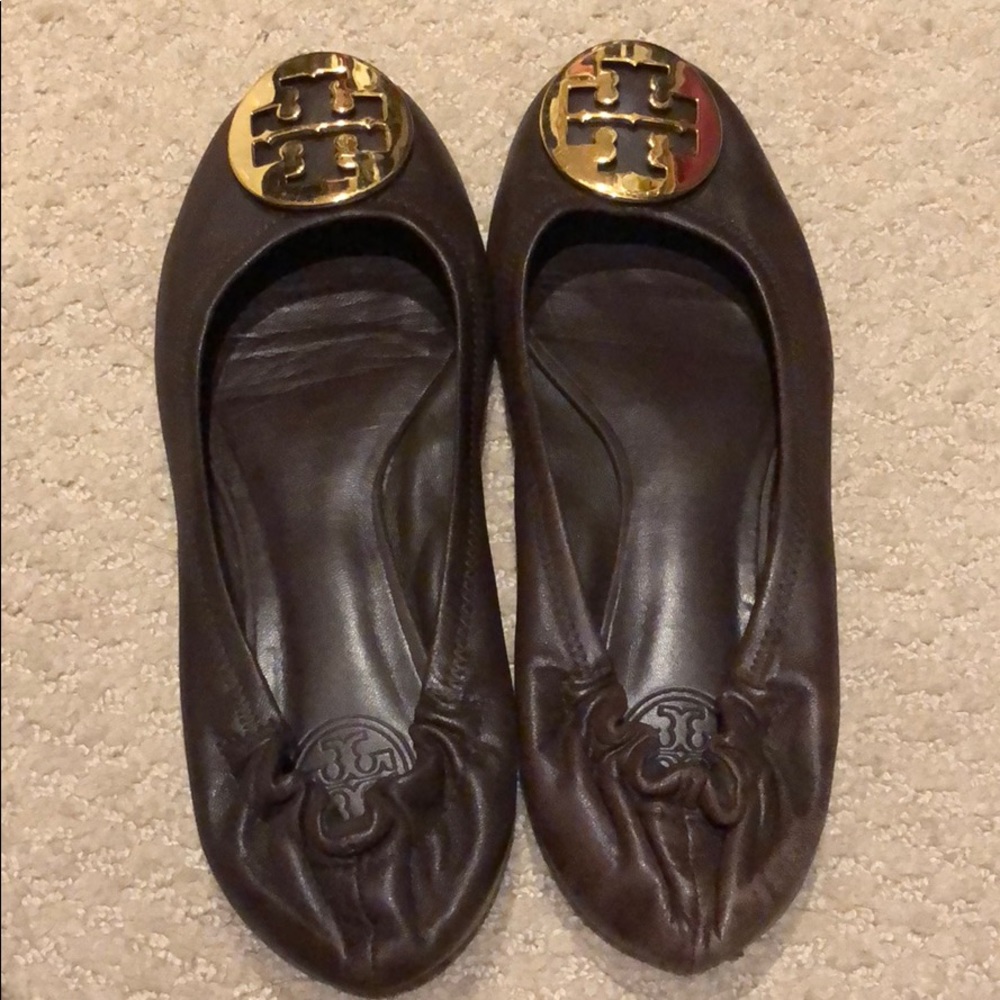 Brown leather Tory Burch flats